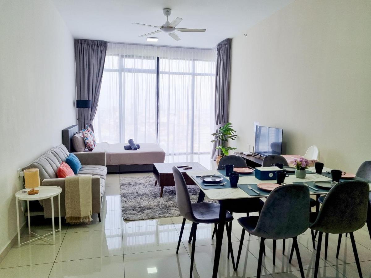 Lavish Beacon Executive Suites By Bin Dao Wu Homestay Penang 乔治敦 外观 照片